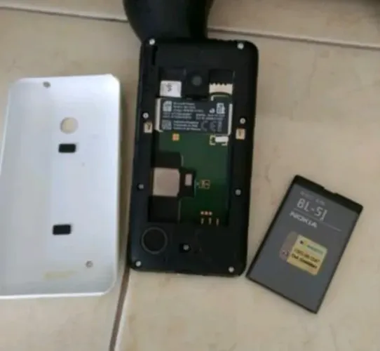 Smartphone Nokia RM-1020