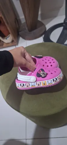 Crocs infantil disney