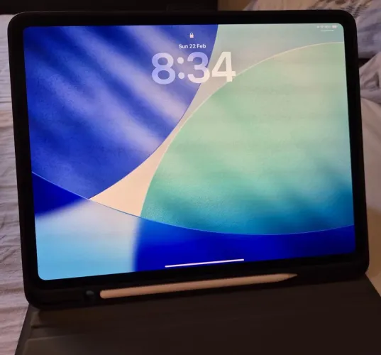 Ipad pro m5 13" com caneta