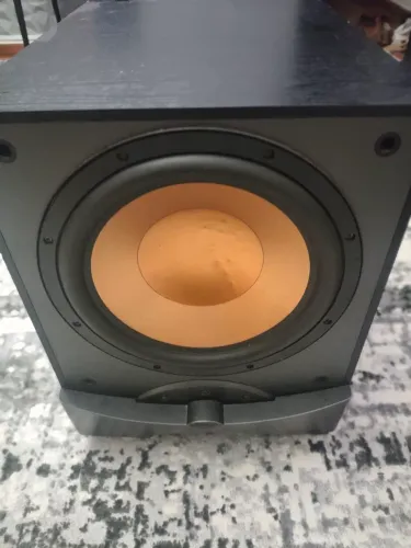 Subwoofer Klipsch Reference RW-D10 260 Watts Reais