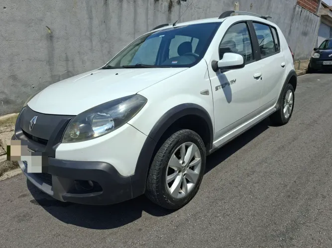 Renault Sandero Stepway Hi-power 1.6 8V 5P 2014