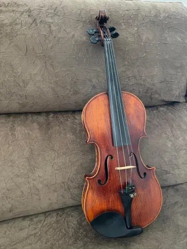 Violino Eagle VK 644