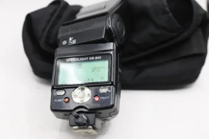 Flash Nikon SB800