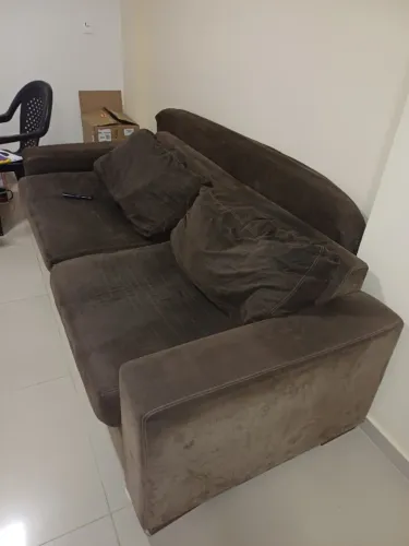 Sofá Confortável 2,18m x 0,90m - Cor Marrom (Ótima Estrutura)