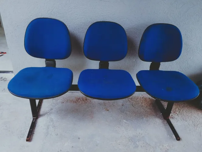 Conjunto de Cadeiras de Recepção (Sala de espera)