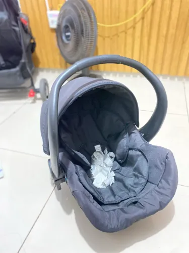 Bebê conforto + banheira