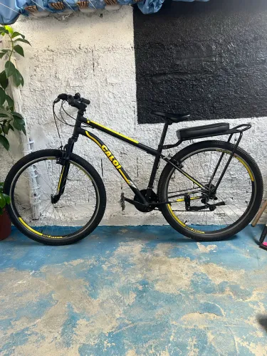 Bicicleta Caloi Aro 29, 21 Marchas com Banco Traseiro, Pezinho e Nota Fiscal - Muito Nova
