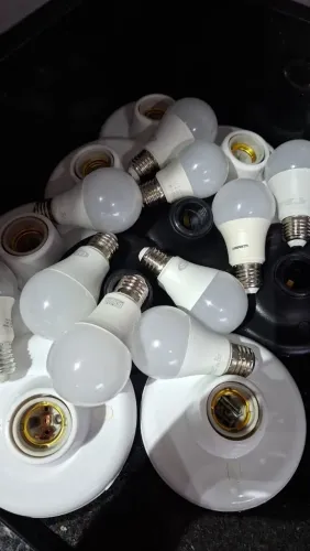 Kit suporte e lâmpada led