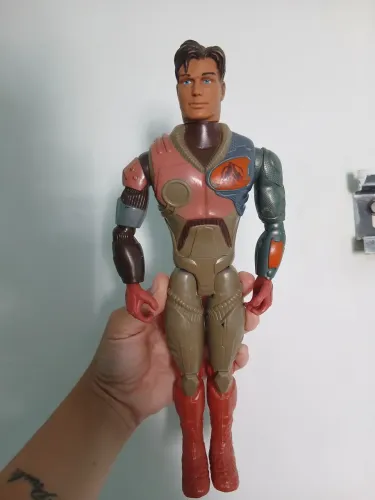 Boneco Max Steel ano 2009