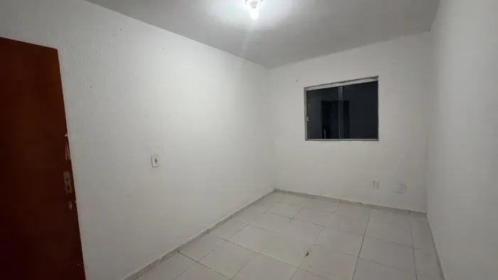 Alugo casa 512 samambaia sul