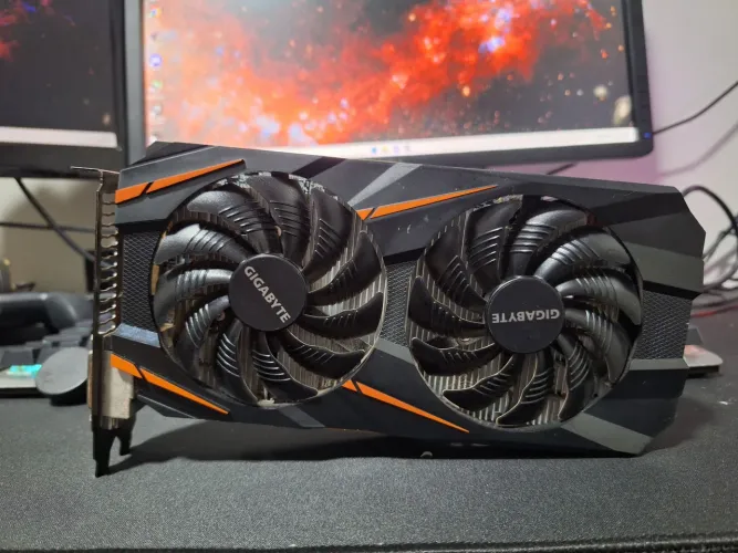 Placa de vídeo GTX 1060 3g Gigabyte