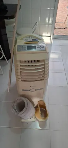 Ar Condicionado Portátil Cadence 10.500 BTUs Quente e Frio 127V