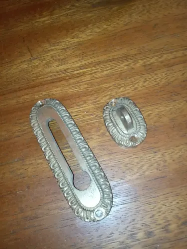 TRAVA DE PORTA (FALTA A CORRENTE)