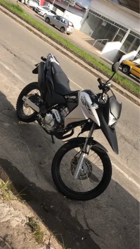 XRE 300 / 2018