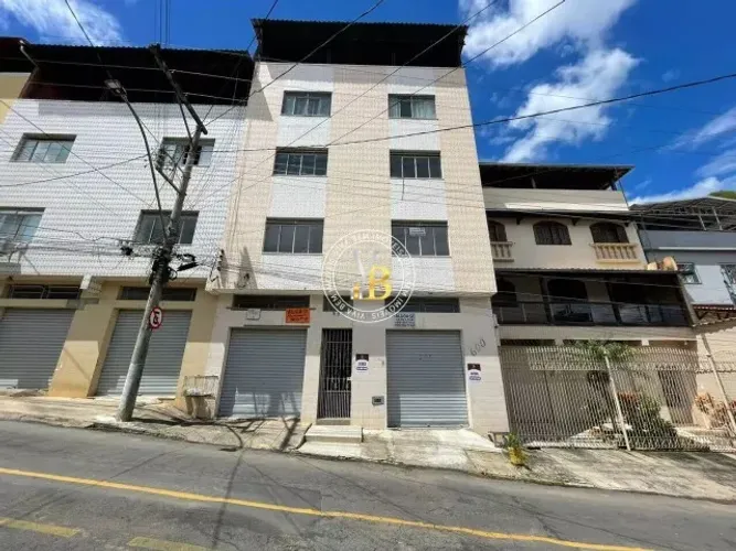 Apartamento de 2/4 com 100m² para locação no bairro Eldorado por R$:1000,00 mais taxas,