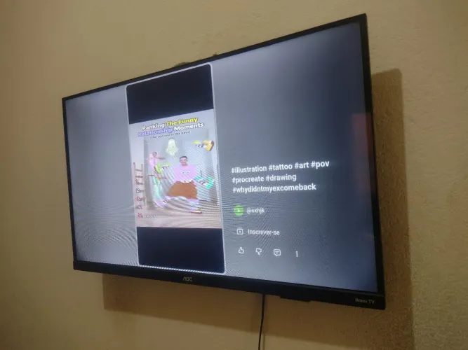 Tv AOC