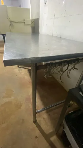 Mesa de inox 900