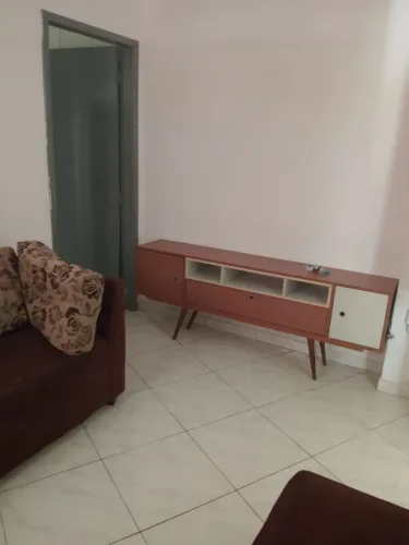 Alugo casa Mobiliada
