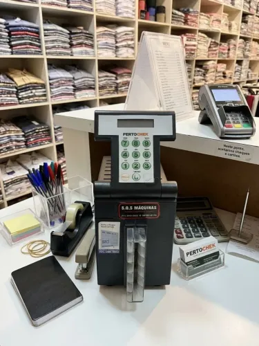 Máquina De Preencher Cheques Pertochek 502s perfeita