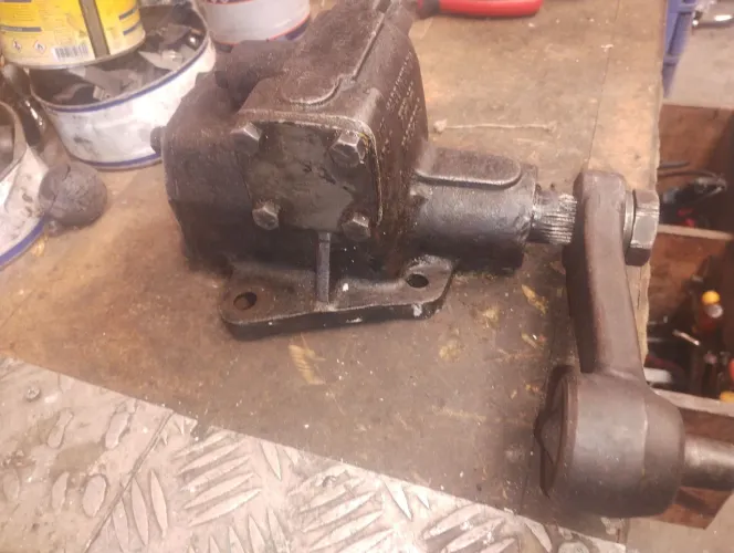 Caixa de direção D10 manual