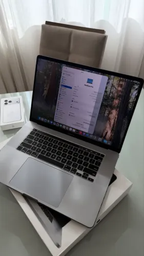 MacBook Pro 16 - Inch 2019