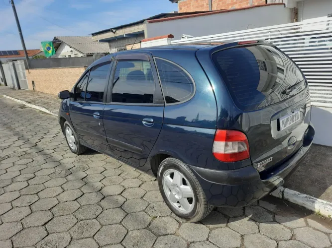 Renault Scenic Hi-flex/express. Hi-flex 1.6 16V 2005