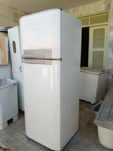 Consertos de Geladeiras, Freezer e Ar Condicionado
