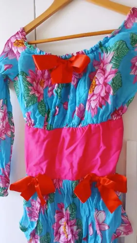 Caipira/vestido personalizado, peça única, tamanho 34/36