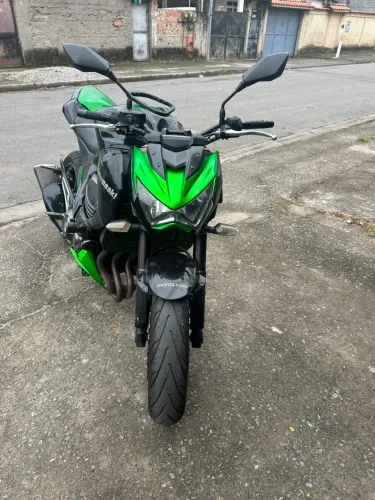Kawasaki Z800 - 2013 | Impecável | Muito Conservada | Pronta para Rodar ?