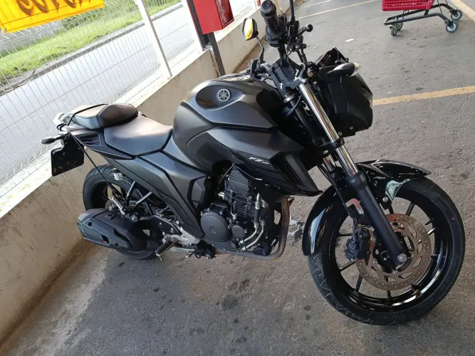 Moto Yamaha fazer 250 fz25