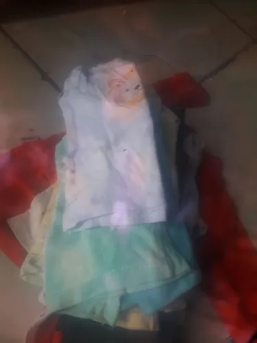Vendo esse lote de roupinhas só minha câmera 