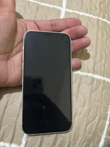 iPhone 12 / 64GB