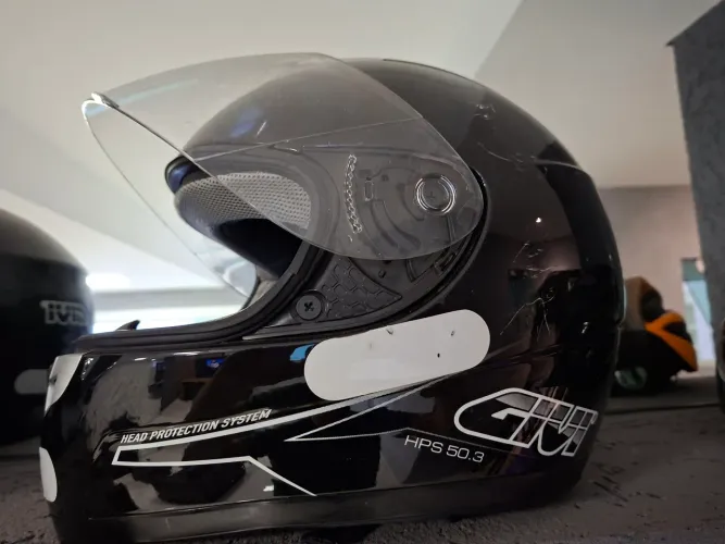 Capacete moto Givi. excelente