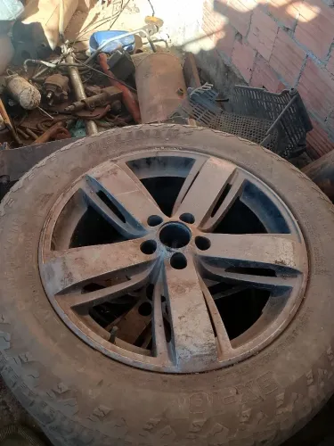 Rodas e pneus aro 20