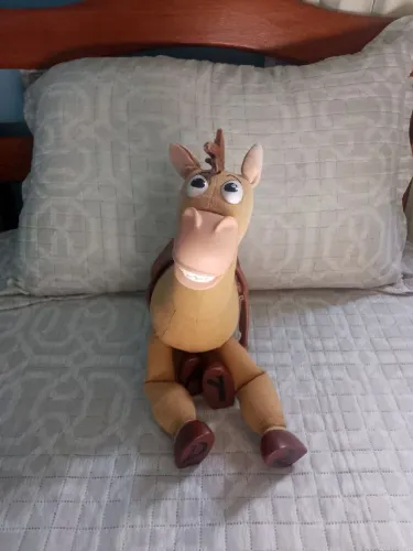 Bala no alvo (Bullseye) original Disney store