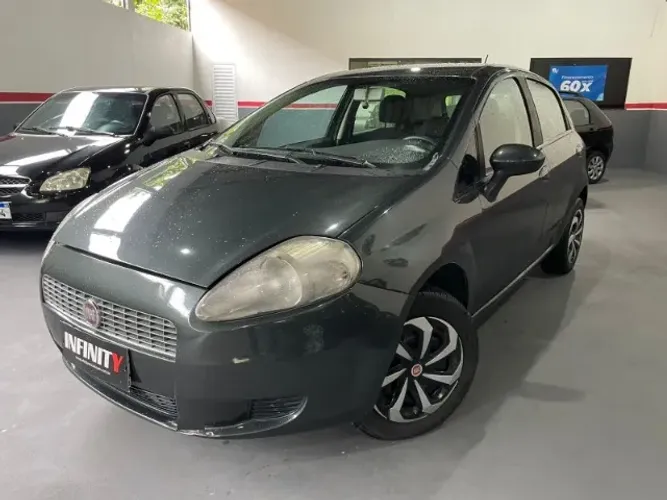 Fiat Punto Attractive 1.4 Fire Flex 8V 5P 2011