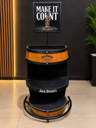 Expositor de bebidas Jack Daniel's estilo barril
