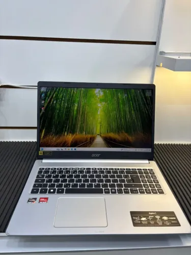 Notebook - Acer Aspire 5 - Ryzen 7 5700U - 12 GB RAM / SSD 256 SSD - Radeon Graphics    
