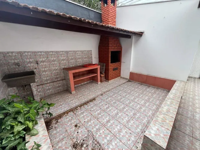 Casa para aluguel, 3 quartos, 1 suíte, 2 vagas, Vila Monteiro - Piracicaba/SP