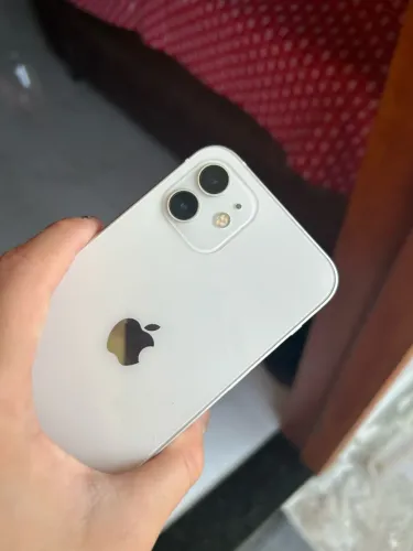iPhone 12