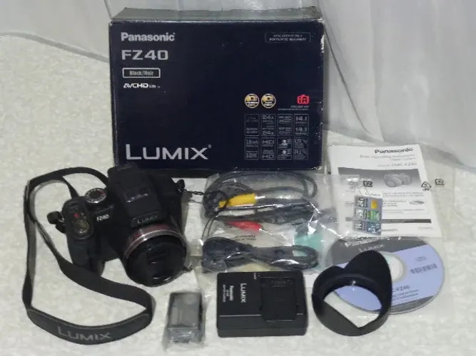 Câmera Digital Panasonic Lumix FZ40 24X