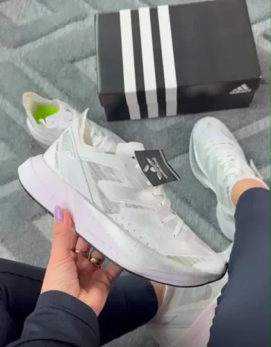 Tênis Adidas Adizero Branco e Prata