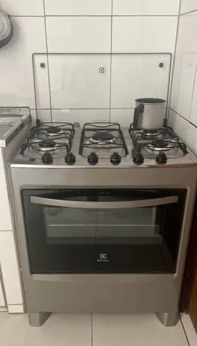 Vendo fogão 5 bocas Electrolux prata