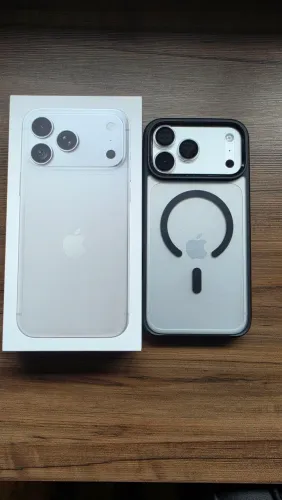 Iphone 18 pro max 256 gigas PRATA usado