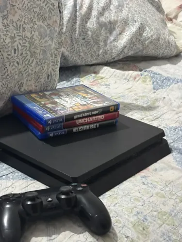 PS4 Slim + 3 Jogos + Controle Original | Perfeito Estado