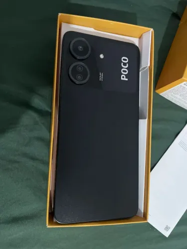 Celular poco