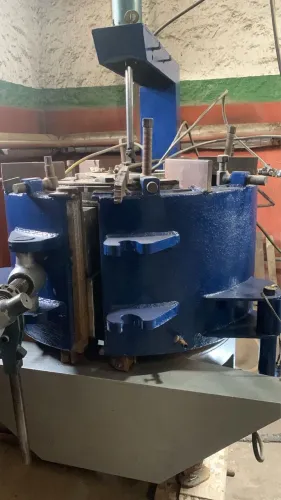 Máquina vulcanizadora de pneus 0.85 com duas matrizes aro 14 para recapagem