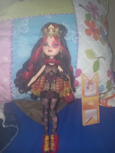 EAH Lizzie Hearts W1 Básica (Completa)
