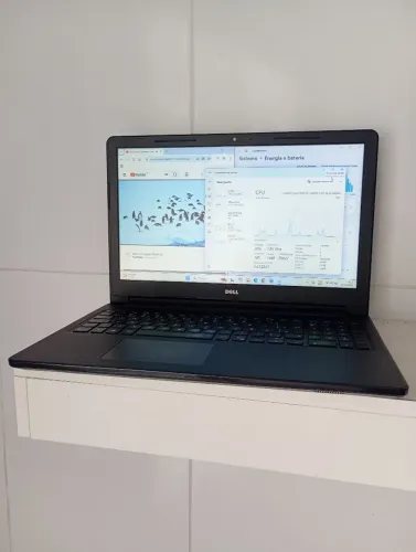 Notebook Dell Vostro 15 i5 7° geração, ótimo para estudo trabalho e pega alguns jogos.