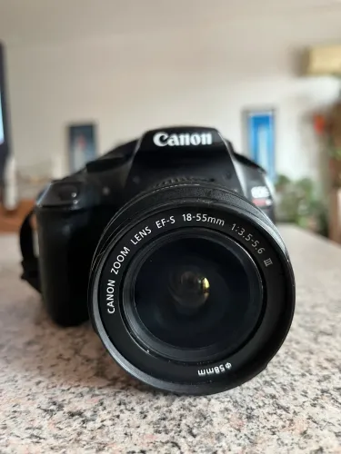 Câmera DSLR Canon Rebel T6